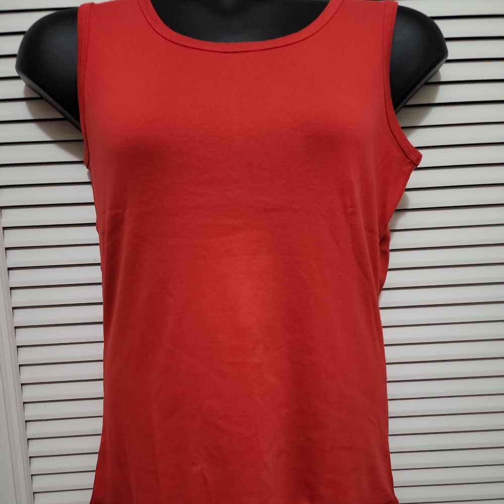 DULUTH TRADING CO SLEEVELESS TOP